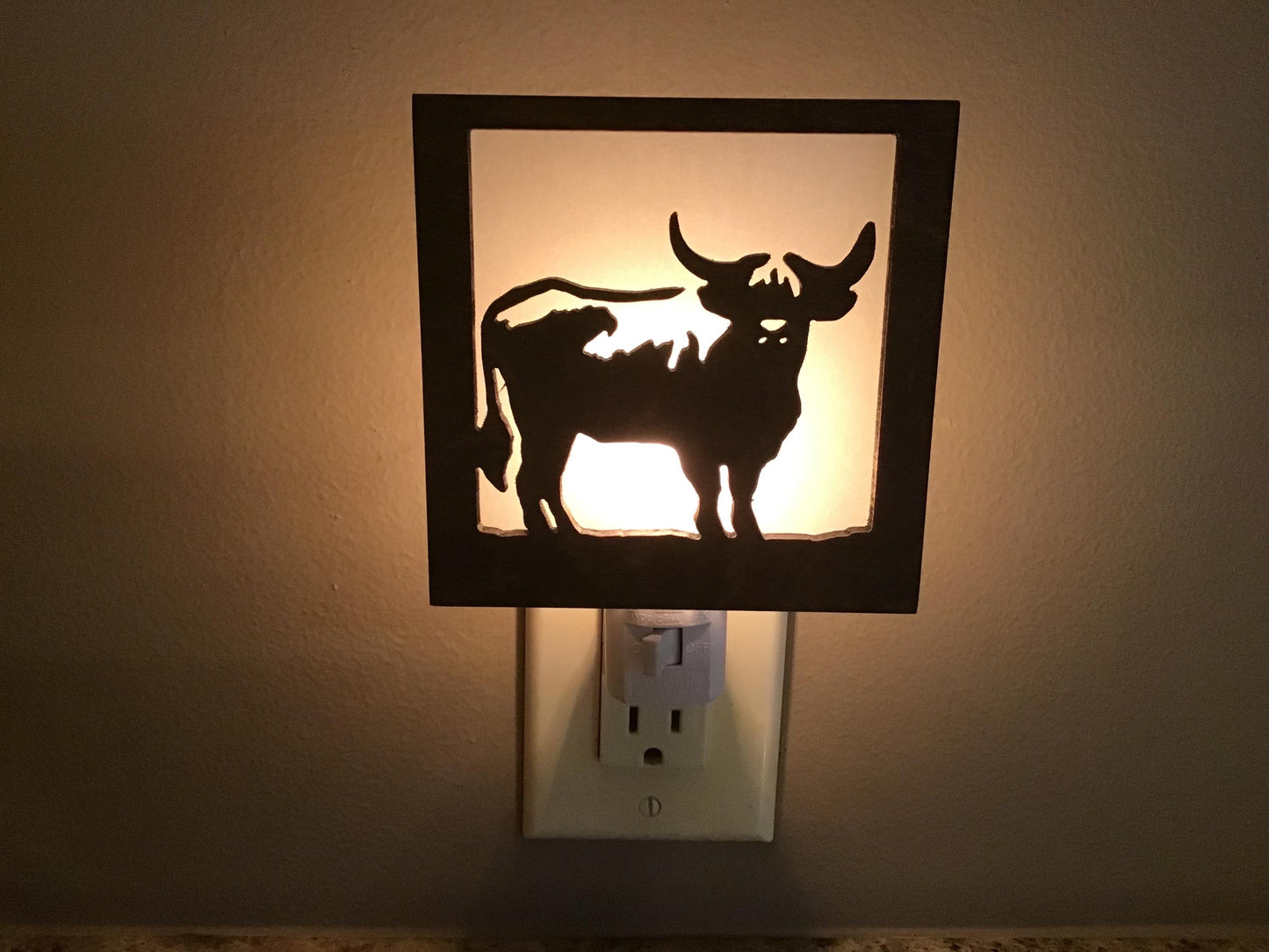 Swivel Night Light with Interchangeable Shade - Highland Cow Design