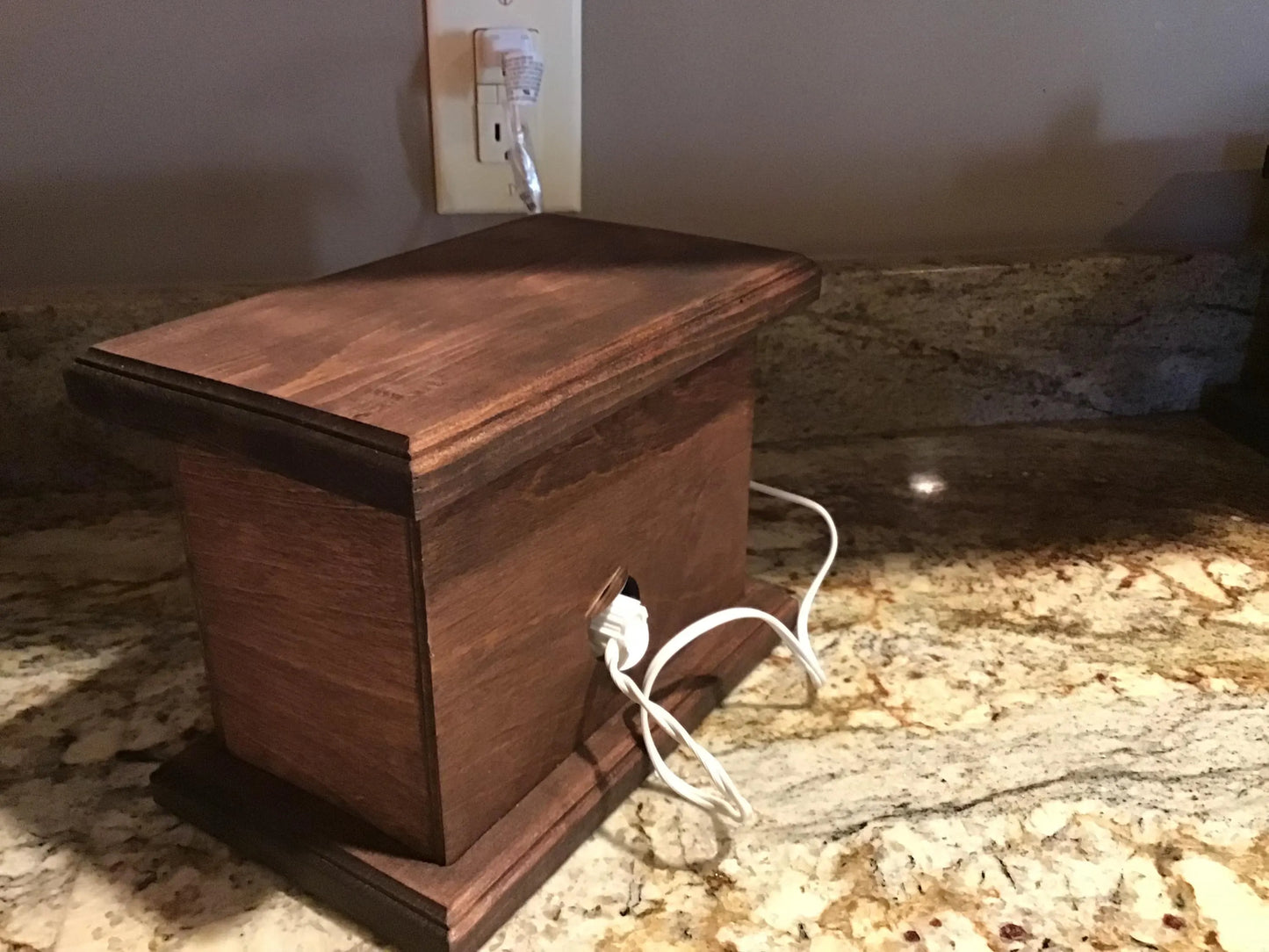 Rustic Wood Accent/Table Lamp - Mama Bear and Cub Design