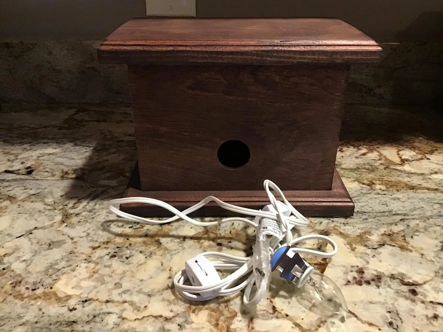 Rustic Wood Accent/Table Lamp - Mama Bear and Cub Design