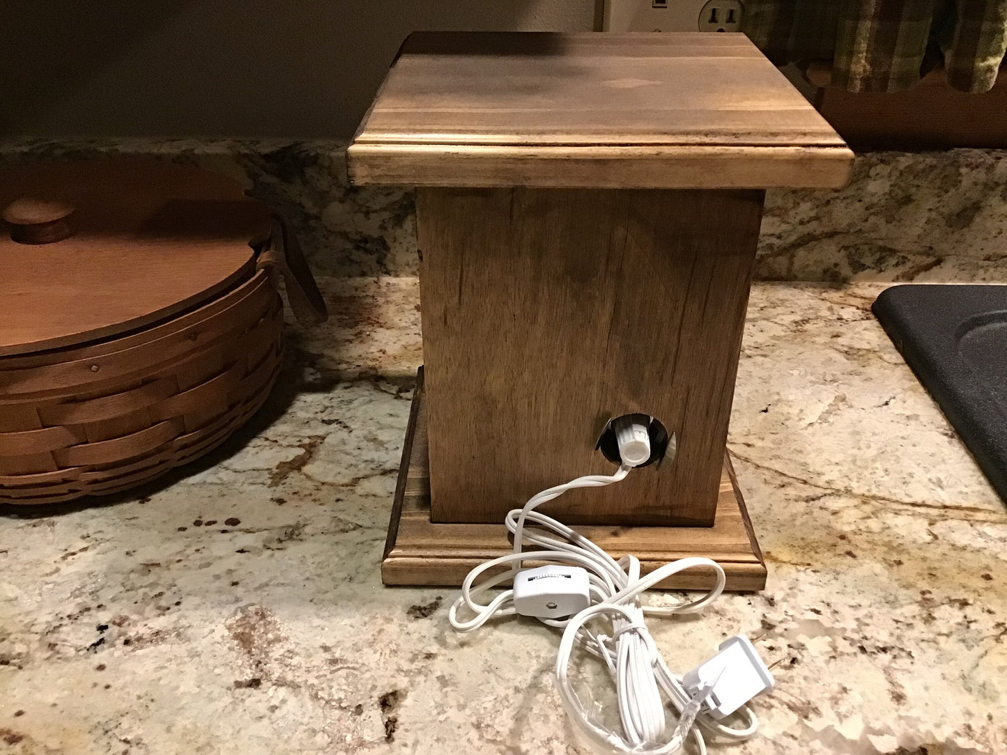 Rustic Wood Accent/Table Lamp - Mama Bear with Tree-Climbing Cub Design