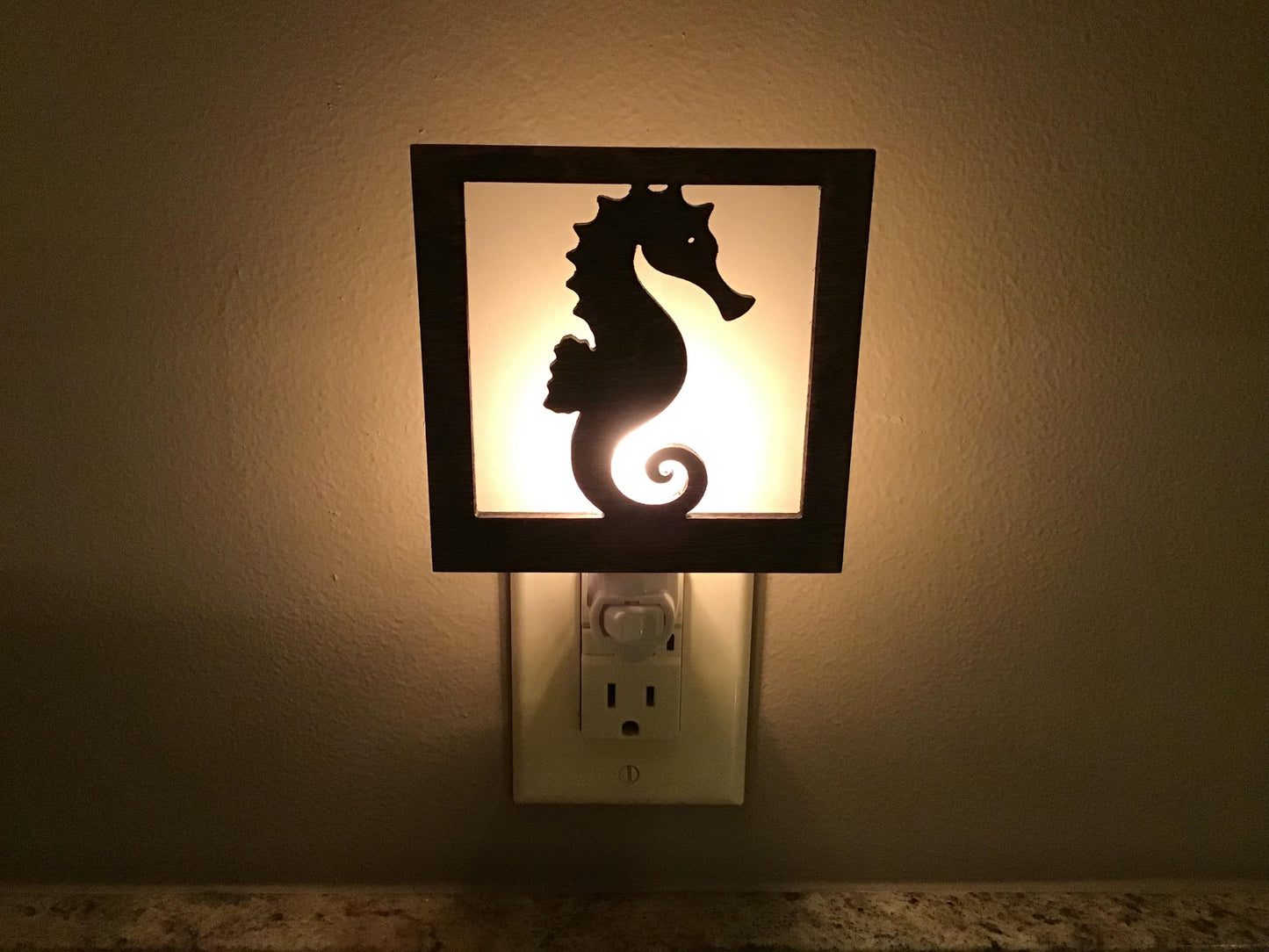 Swivel Night Light with Interchangeable Shade - Seahorse Design